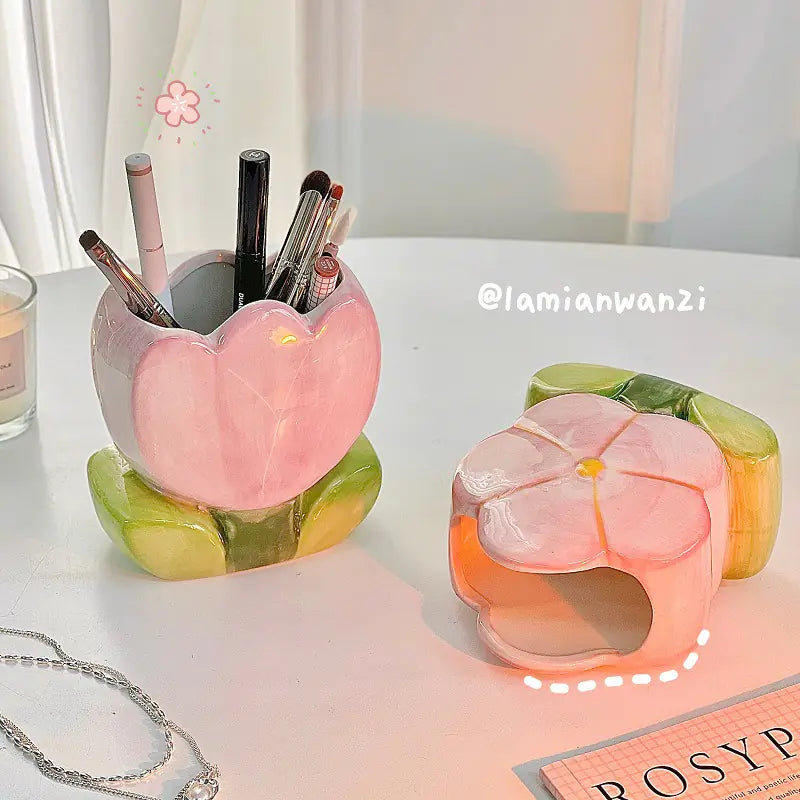 Ceramic Flower Pencil Holder for Desk Organization — image 2 of 3