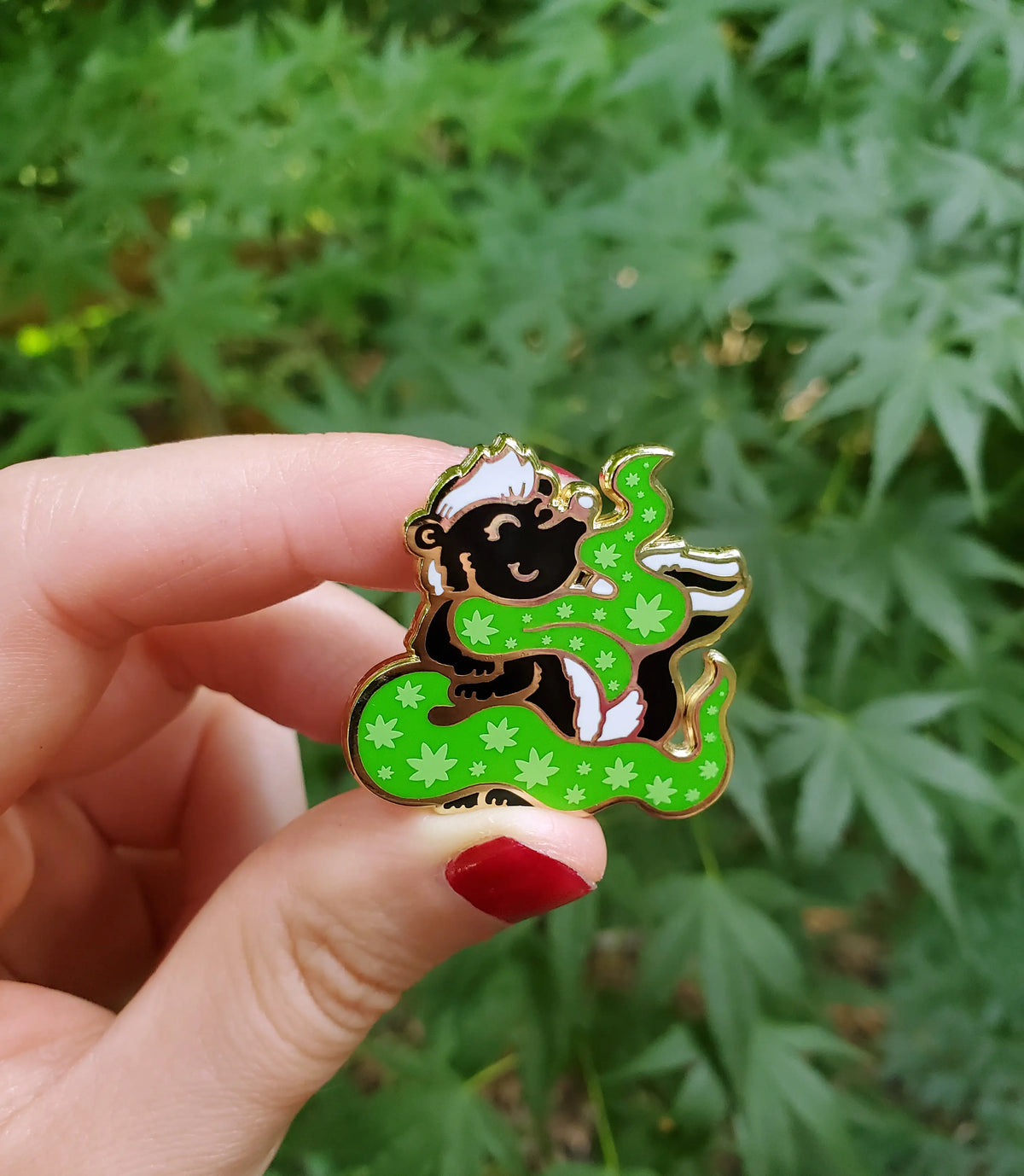 Skunk Pin — image 3 of 4